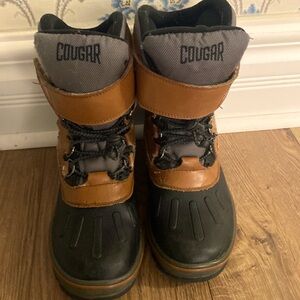 Cougar Stark Kids boots in size 6